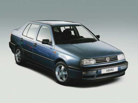Bild (1/8): VW Vento GL (1991) – die etwas komfort-orientiertere Ausstattungsvariante (© Zwischengas Archiv, 1991)