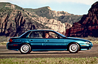 Bild (10/11): Pontiac Grand Am SE Sedan (1996) – Ungewöhnlich lange Nase (© Werk/Archiv, 1996)