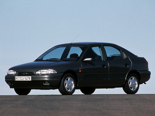 Bild (1/24): Ford Mondeo Ghia Fliessheck (1993) (© Werk/Archiv, 2023)