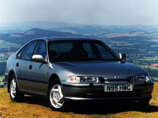 Bild (1/13): Honda Accord Sedan 2,0i LS (UK) (1993) (© Werk/Archiv, 1994)