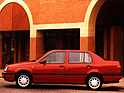 Bild (3/8): VW Vento (1993) – wenn Primarschüler eine Auto-Silhoutte zeichnen... (© Zwischengas Archiv, 1993)