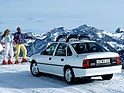Bild (3/7): Opel Vectra 2,0i 16 V 4x4 1990 - Ich werde 30 - Opel Vectra (© Zwischengas Archiv, 1990)