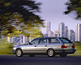 Bild (3/12): BMW 525td Touring (1993) - Mag's urban (© Mark Siegenthaler, 2021)