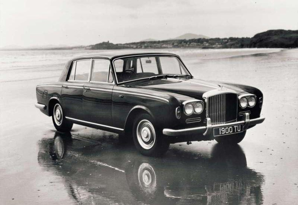 Bild (1/10): Rolls-Royce Silver Shadow (1965) (© Werk/Archiv, 2015)