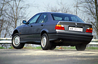 Bild (2/21): Ich werde 30 - BMW 318i Sedan (E36) (1990) (© SwissClassics, 1990)