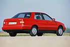Bild (5/8): Hyundai Lantra (1991) - Eigenkreation aus dem Hause Hyundai, bis auf den Motor, der von Mitsubishi kommt (© Zwischengas Archiv, 1991)